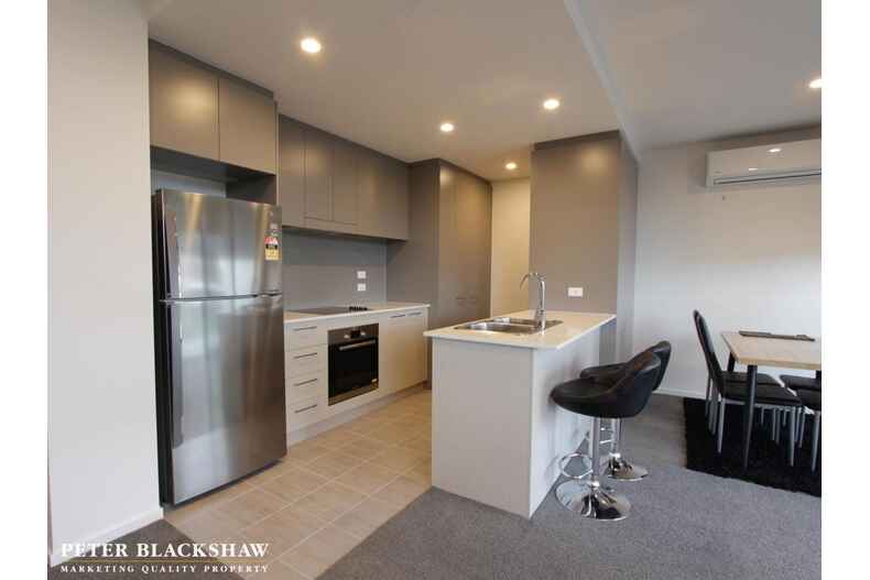 281/7 Irving Street Phillip