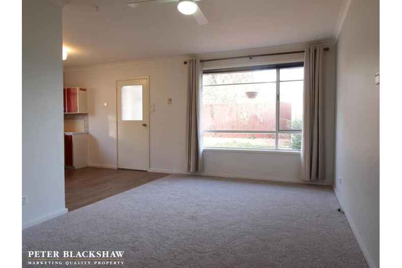 4/2 Gerald Street Queanbeyan