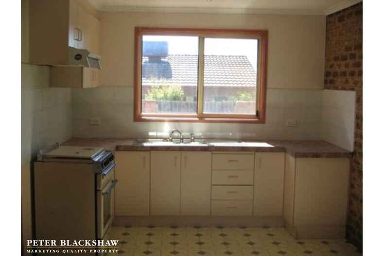 2/2 Ernest Street Queanbeyan 2/2 Ernest Street Queanbeyan