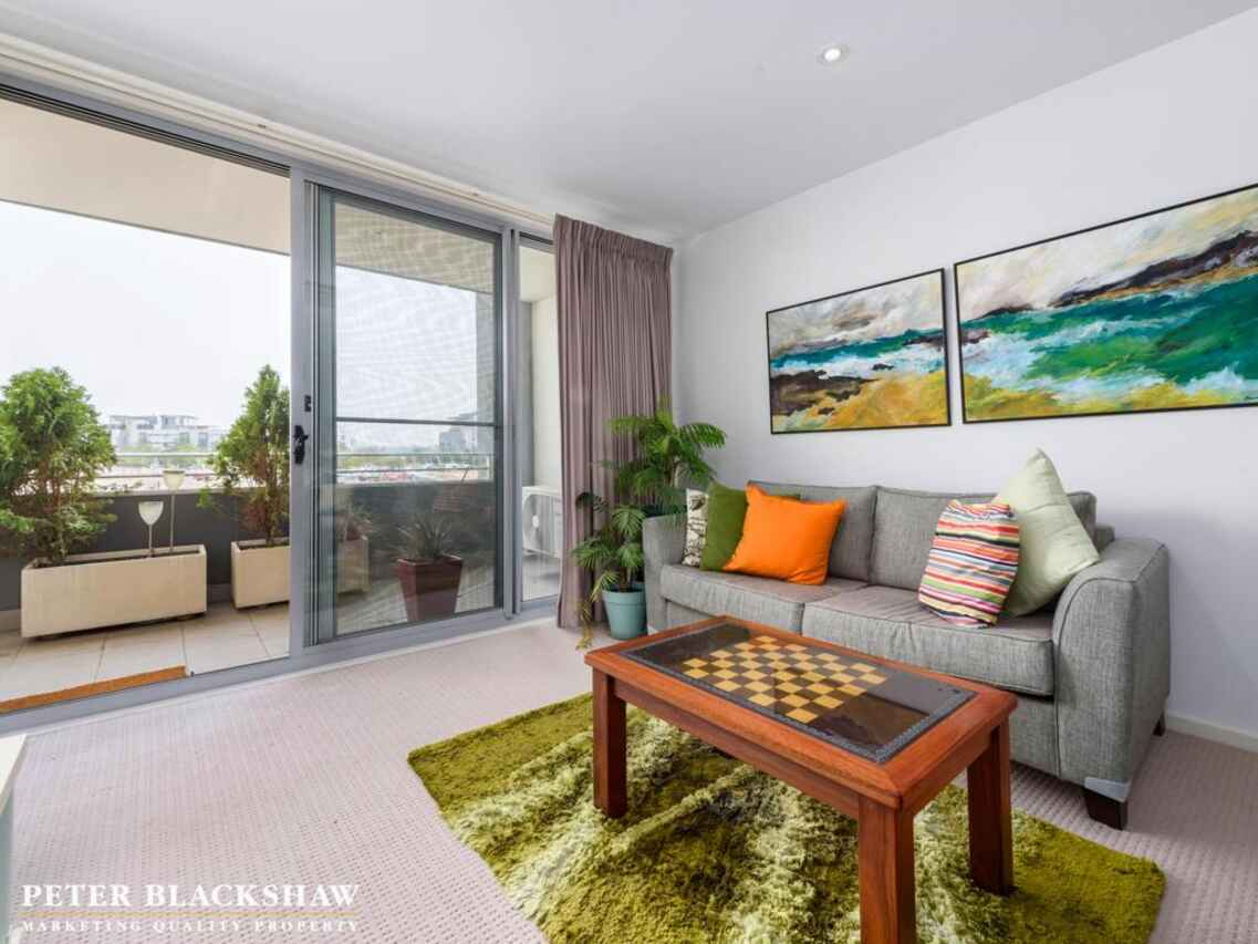 4/71 Giles Street Kingston