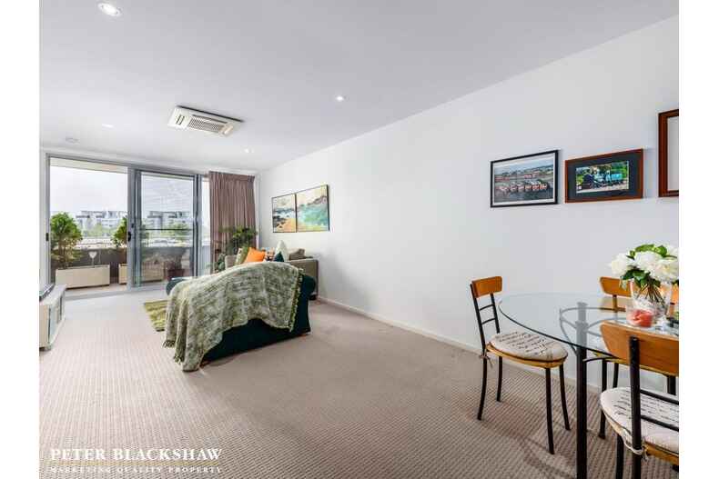 4/71 Giles Street Kingston