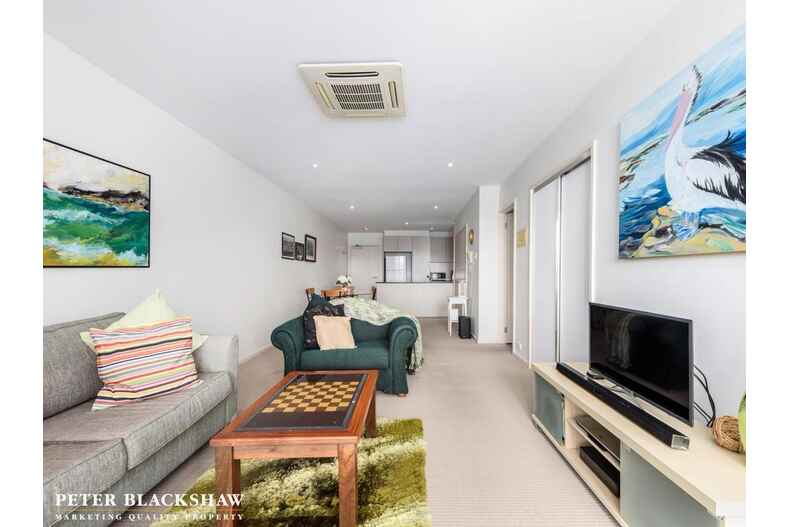 4/71 Giles Street Kingston