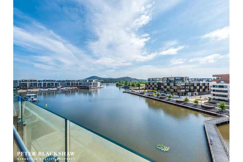 4/71 Giles Street Kingston