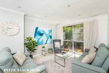 35 Melba Street Downer