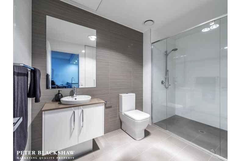 117/116 Easty Street Phillip