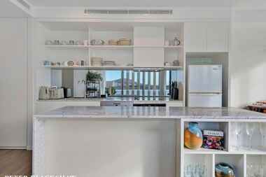 44/46 Honeysett View Kingston