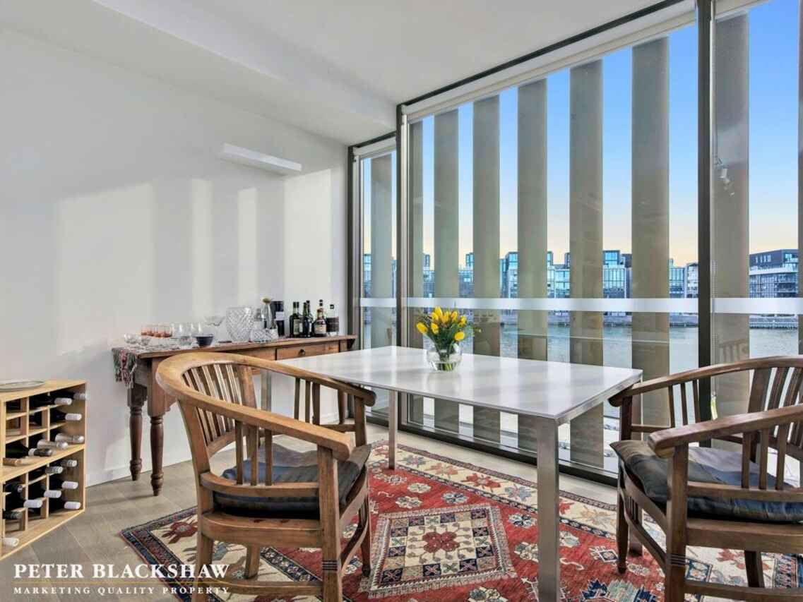 44/46 Honeysett View Kingston