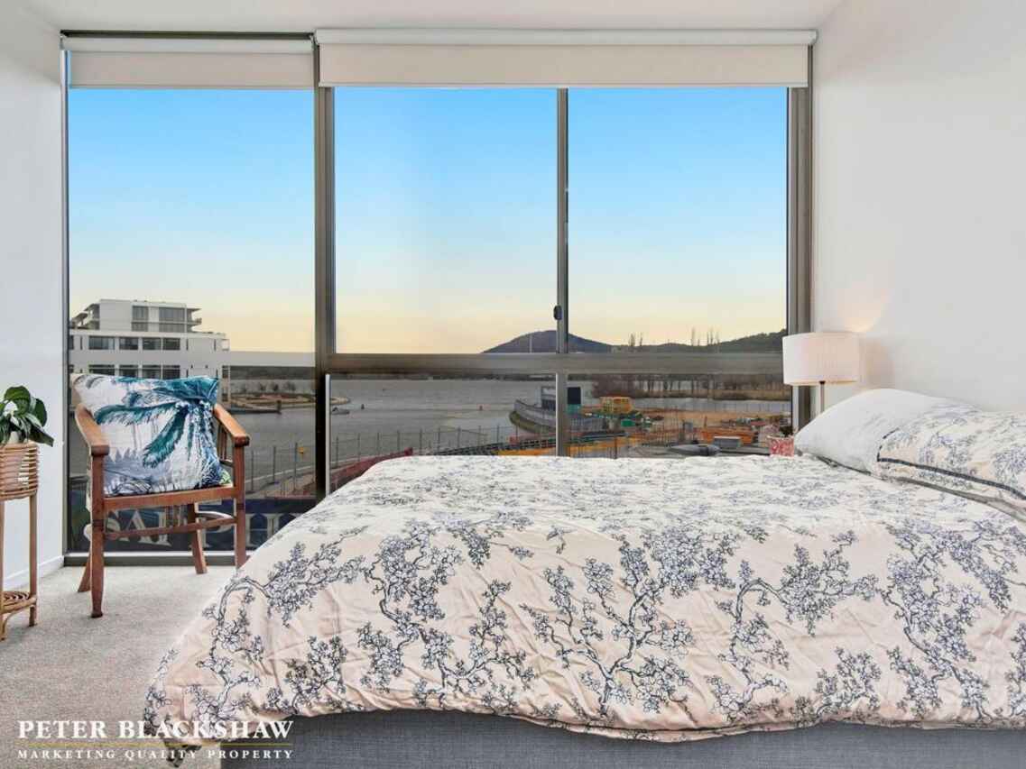 44/46 Honeysett View Kingston