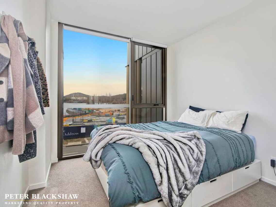 44/46 Honeysett View Kingston