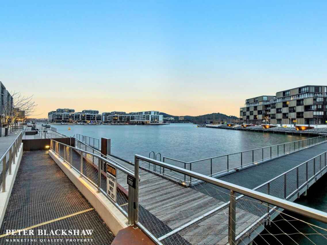 44/46 Honeysett View Kingston