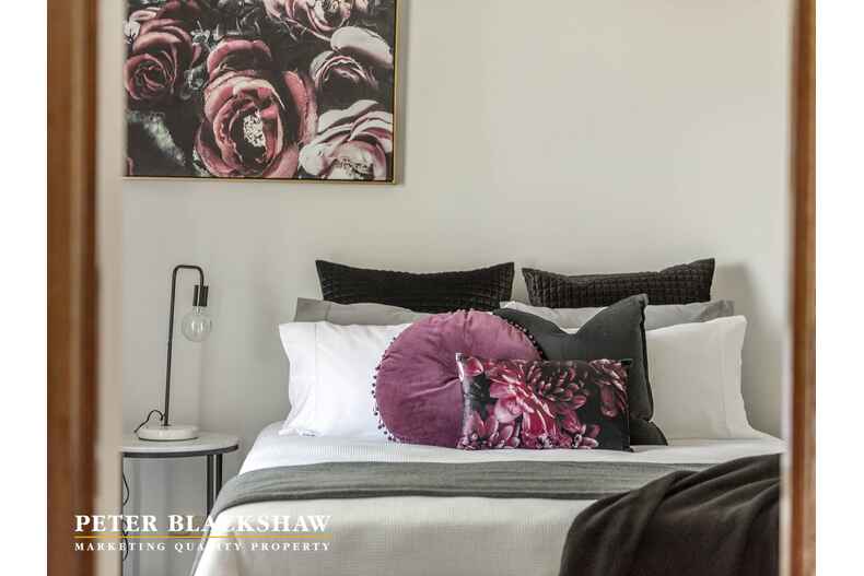 17 Desailly Crescent Kambah