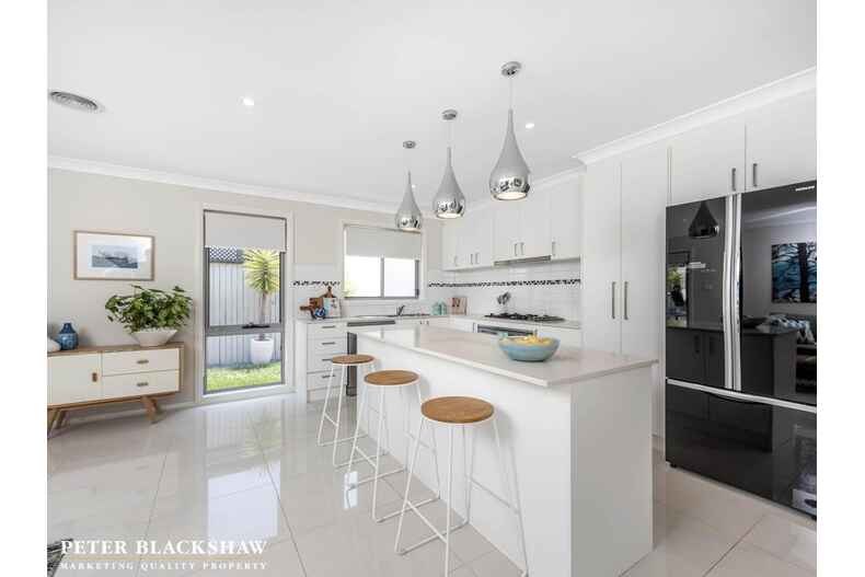 13 Dunk Street Casey 13 Dunk Street Casey