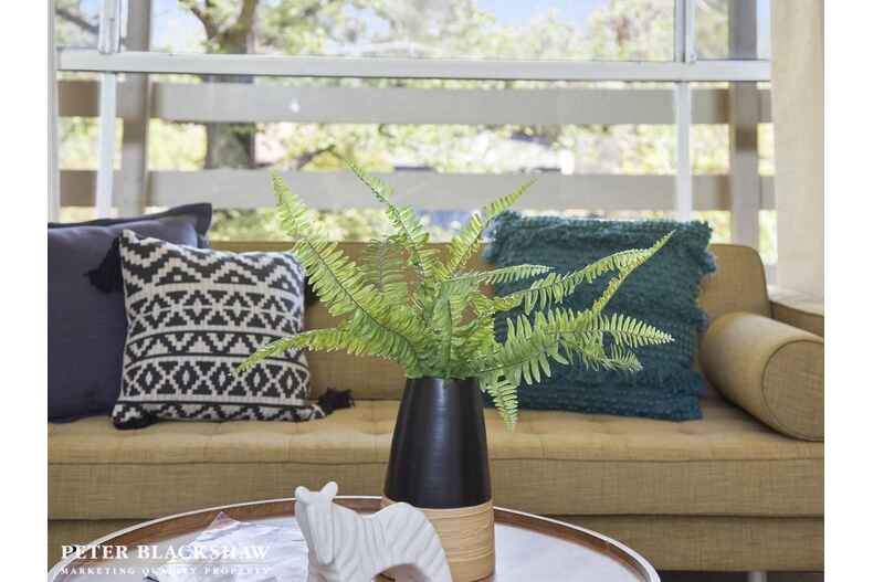 10 Markell Place Latham 10 Markell Place Latham