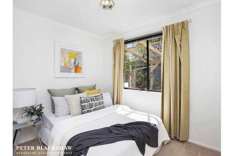 10 Markell Place Latham 10 Markell Place Latham