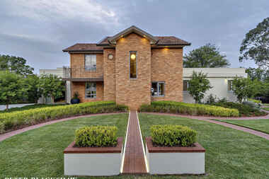 13 Bass Gardens Griffith