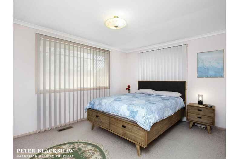 2 Halford Crescent Page 2 Halford Crescent Page