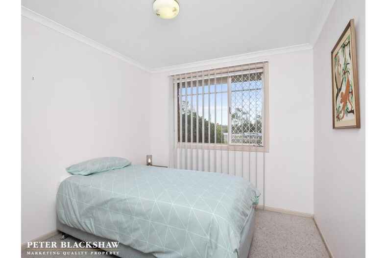 2 Halford Crescent Page 2 Halford Crescent Page