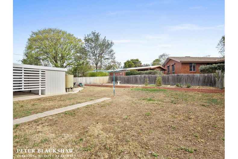 2 Halford Crescent Page 2 Halford Crescent Page