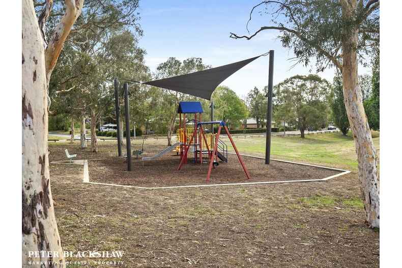 2 Halford Crescent Page 2 Halford Crescent Page