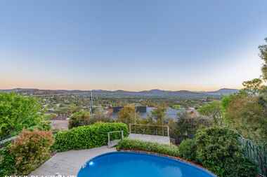 78 Appel Crescent Fadden