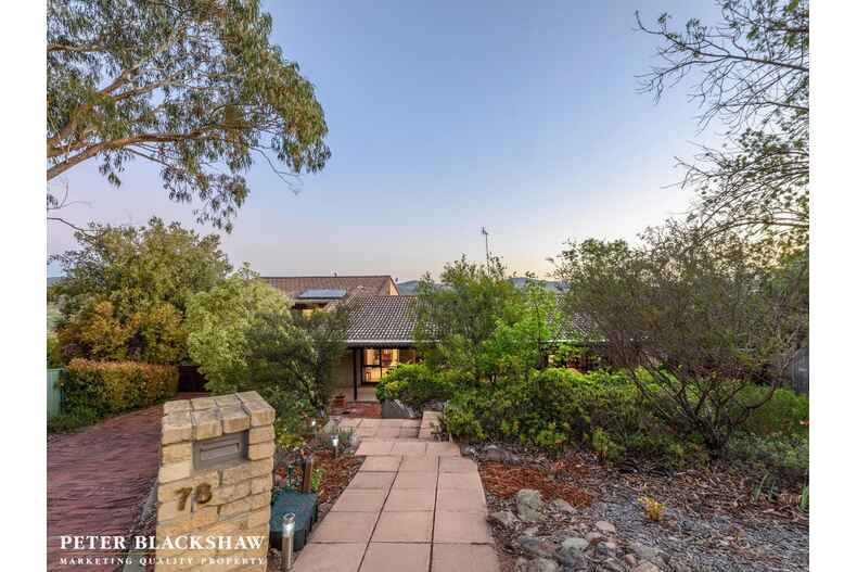 78 Appel Crescent Fadden