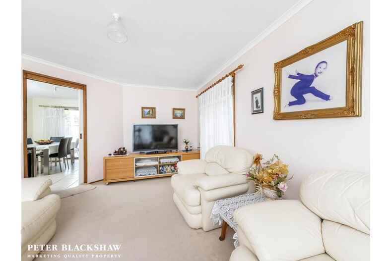 8/1 Flecker Place Florey 8/1 Flecker Place Florey