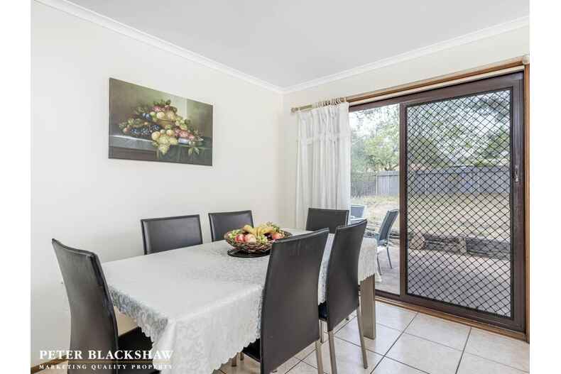 8/1 Flecker Place Florey 8/1 Flecker Place Florey