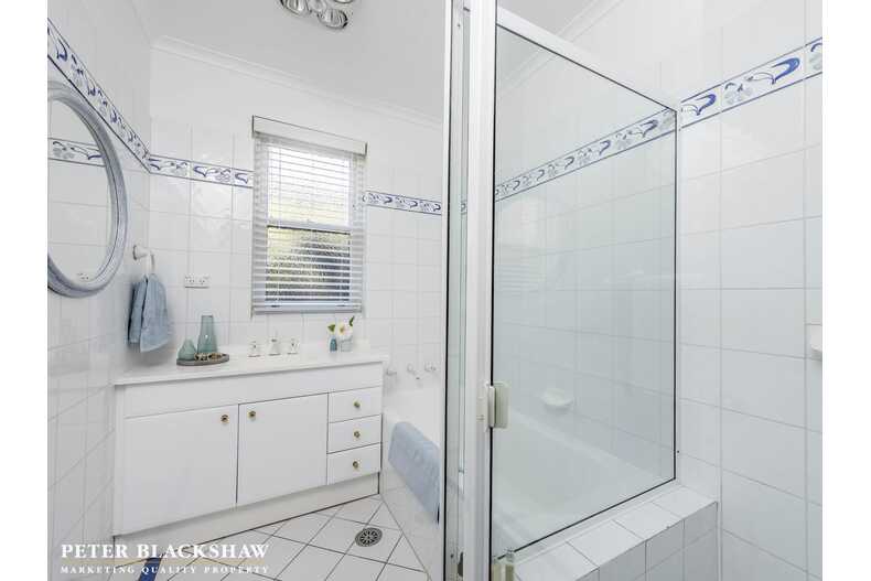 17 Babbage Crescent Griffith