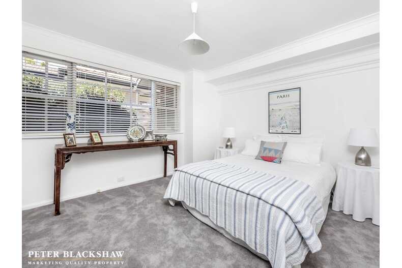 17 Babbage Crescent Griffith