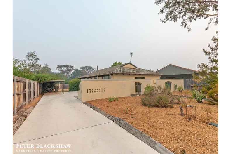 8A Nullagine Street Fisher 8A Nullagine Street Fisher