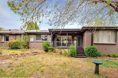 118 Caley Crescent Narrabundah