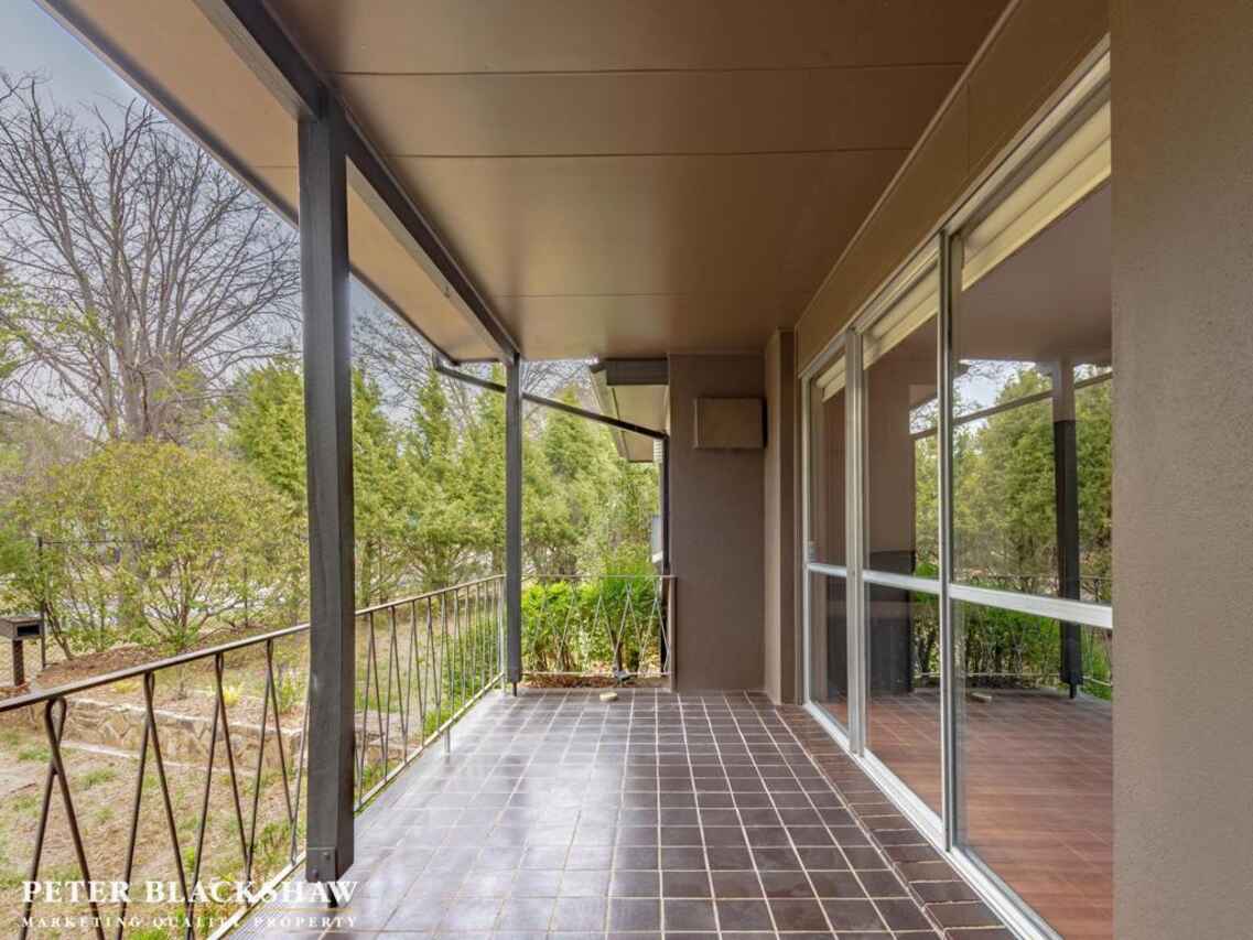 118 Caley Crescent Narrabundah
