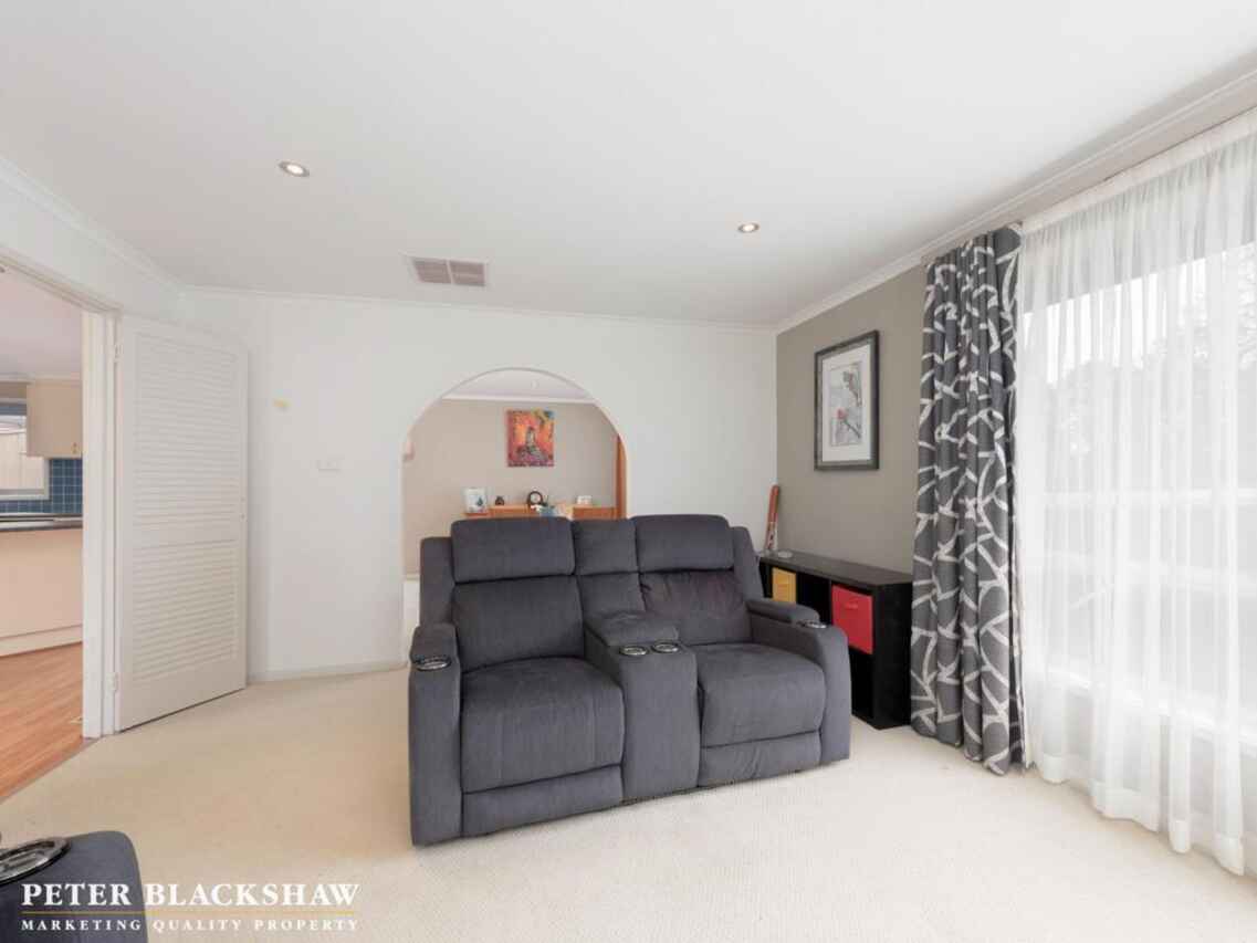 118 Caley Crescent Narrabundah