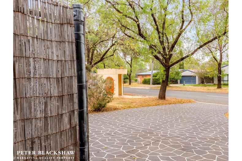 118 Caley Crescent Narrabundah 118 Caley Crescent Narrabundah