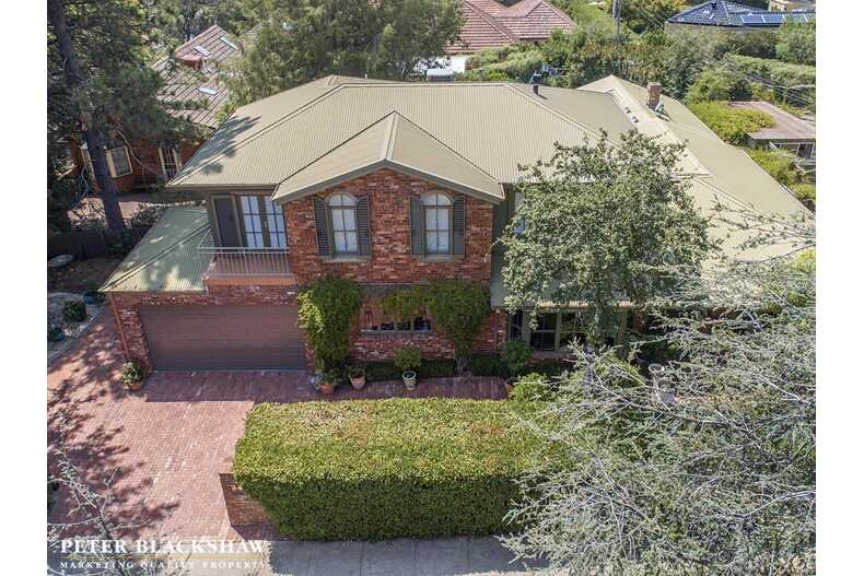 34 Banks Street Yarralumla