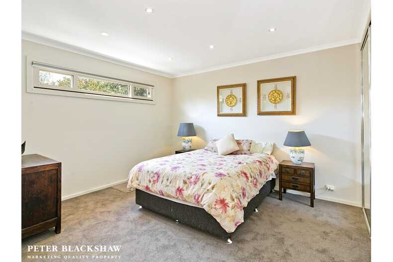 34 Banks Street Yarralumla