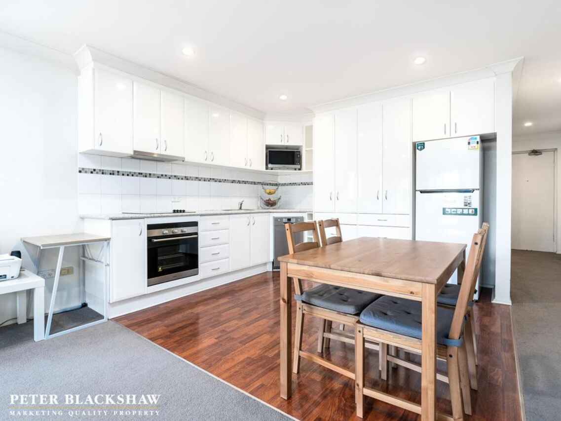 14/12 Albermarle Place Phillip