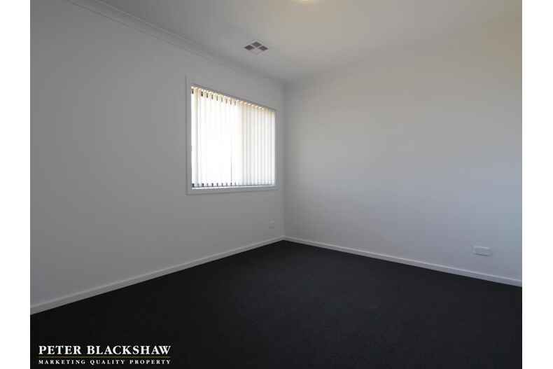 10 Flint Street Googong