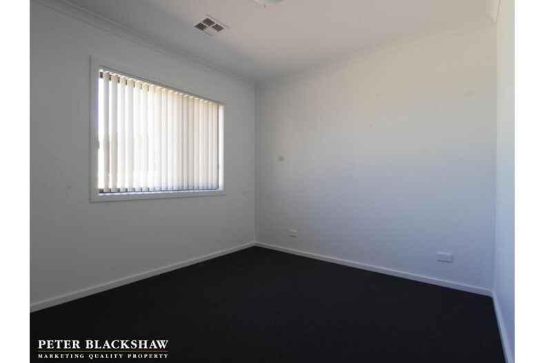 10 Flint Street Googong