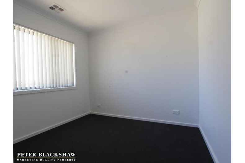 10 Flint Street Googong