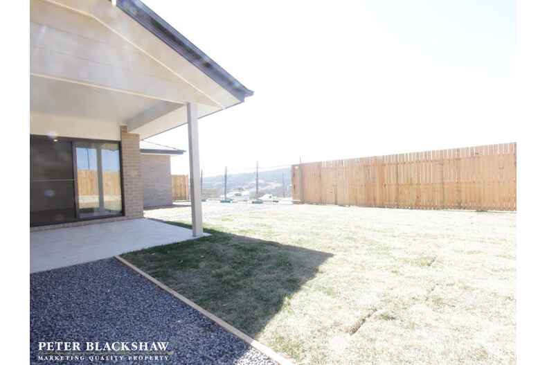 10 Flint Street Googong