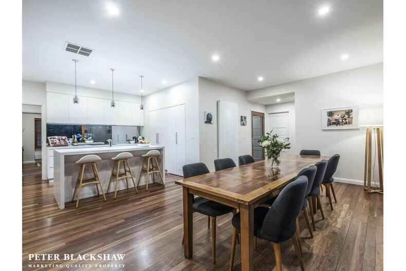 37 Murray Crescent Griffith 37 Murray Crescent Griffith