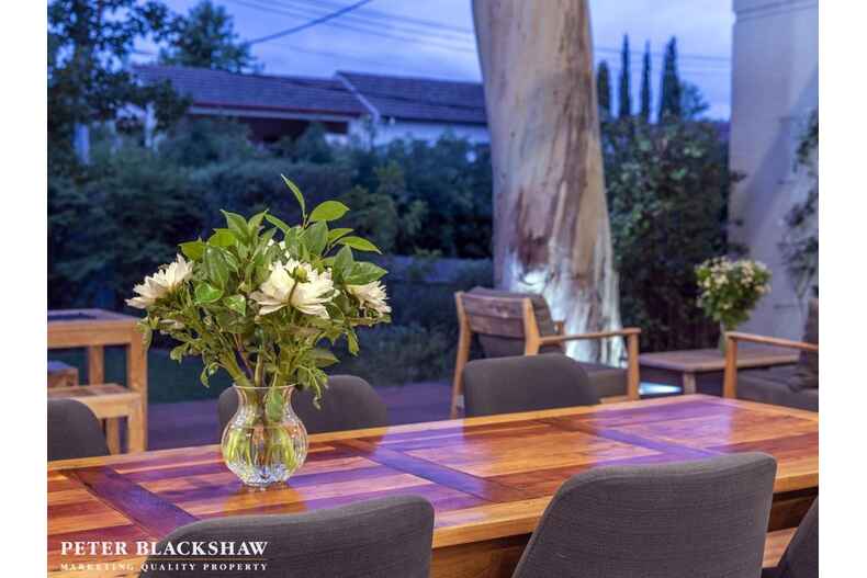 37 Murray Crescent Griffith 37 Murray Crescent Griffith