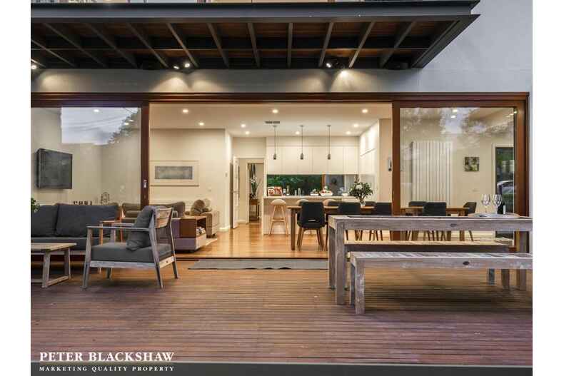 37 Murray Crescent Griffith 37 Murray Crescent Griffith