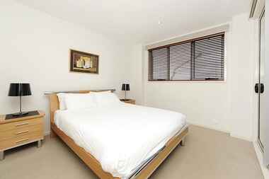 12/71 Giles Street Kingston