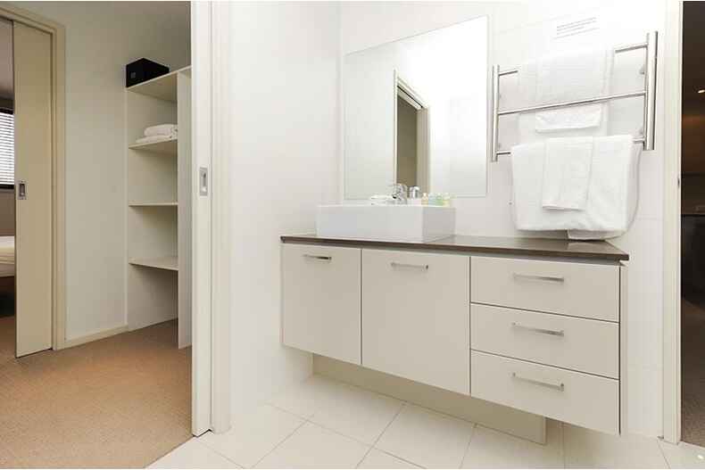 12/71 Giles Street Kingston