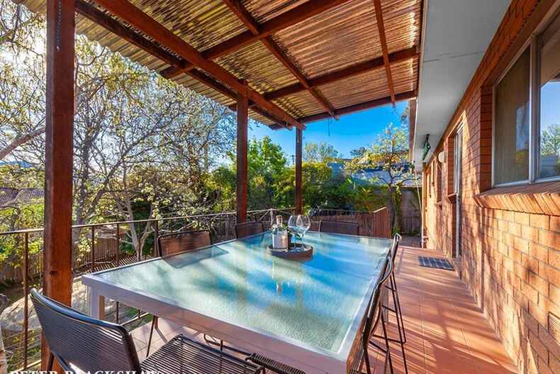34 Roseworthy Crescent Farrer