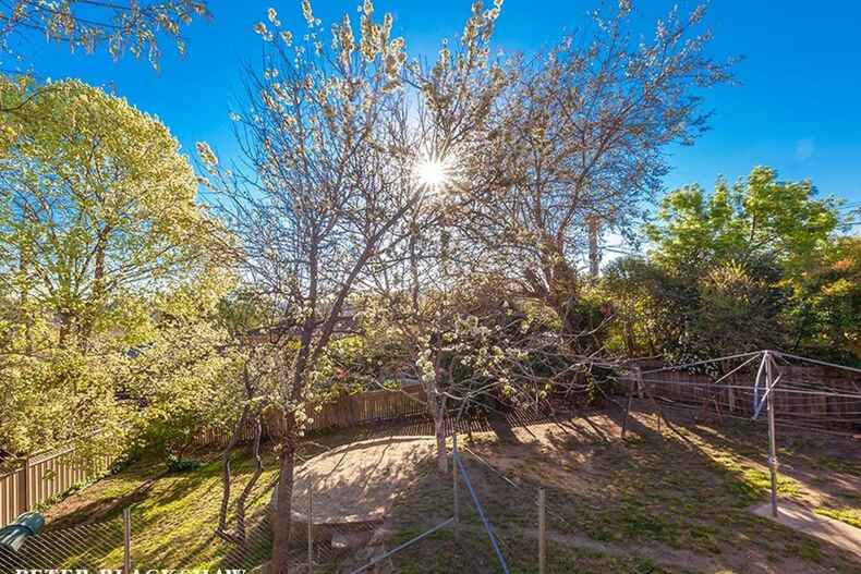 34 Roseworthy Crescent Farrer