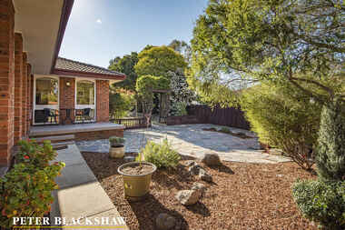 32 Namatjira Drive Stirling