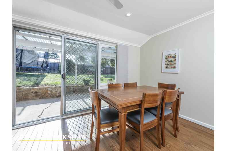 32 Namatjira Drive Stirling 32 Namatjira Drive Stirling